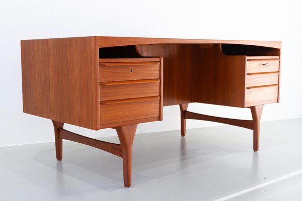 Mid-Century Modern Danish Teak Desk by Valdemar Mortensen, 1960s