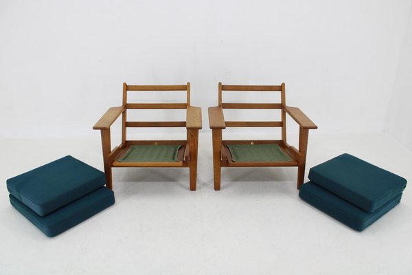 Set of GE 290 Armchairs in Oak attributed to Hans J. Wegner for