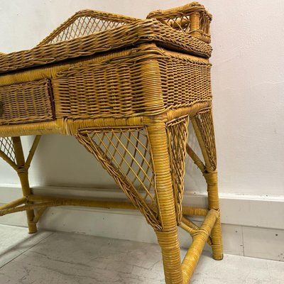 ヴィンテージ　ウィッカーデスク　パステル Vintage Wicker and Rattan Desk for sale at Pamono