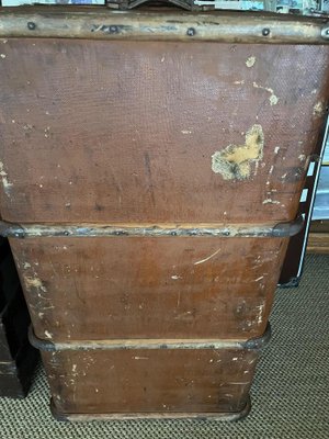 Vintage Transport Trunk, 1940s for sale at Pamono
