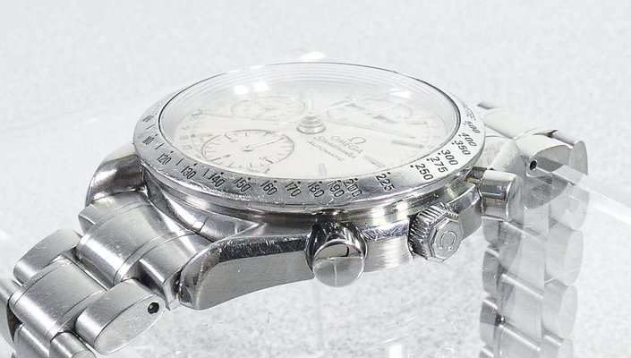 omega speedmaster triple date
