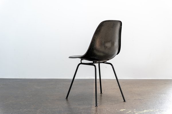 Fiberglass Side Chair by Charles Ray Eames for Herman Miller