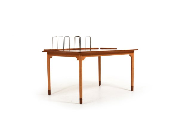 Desk by Børge Mogensen for FDB, 1940s for sale at Pamono Desk by Børge Mogensen for FDB, 1940s for sale at Pamono