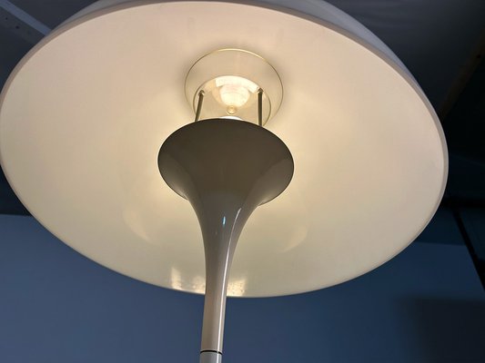 Vintage floor store to ceiling lamp