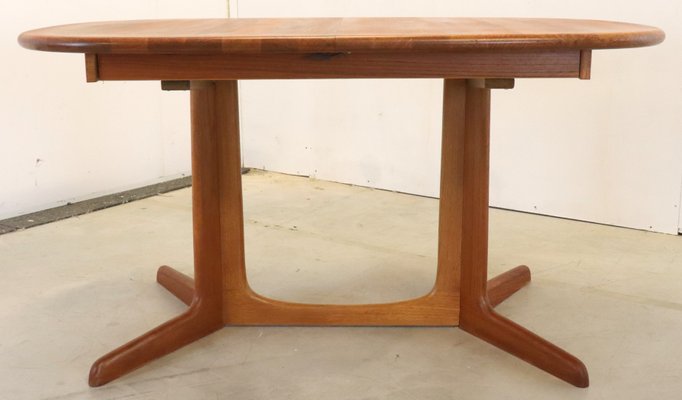 Mid Century Oval Extendable Dining Table for sale at Pamono