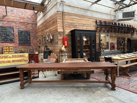 Farmhouse furniture store deals