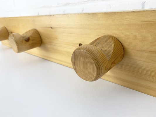 ハンガーラック 70s Long Coat Rack from Les Arcs French Coat Rack in Pinewood attributed to Charlotte Perriand for