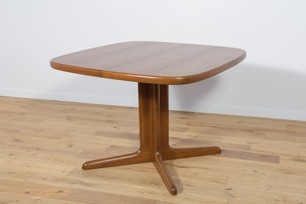 Mid-Century Teak Extendable Dining Table from Skovby Mobelfabrik