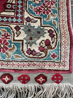 Vintage Turkish Silk Istanbul Rug, 2000s for sale at Pamono Vintage Turkish Silk Istanbul Rug, 2000s for sale at Pamono