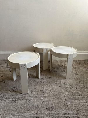 Plastic clearance stacking tables