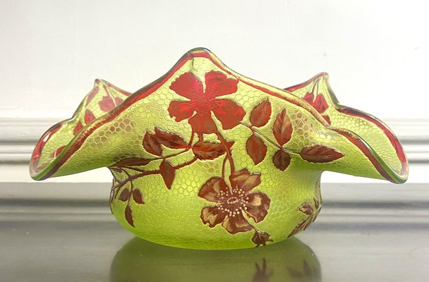 French Art Nouveau Baccarat Crystal Cup, 1880 for sale at Pamono