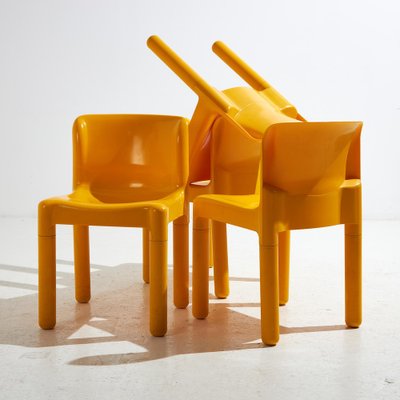 Kartell plastic chair hotsell