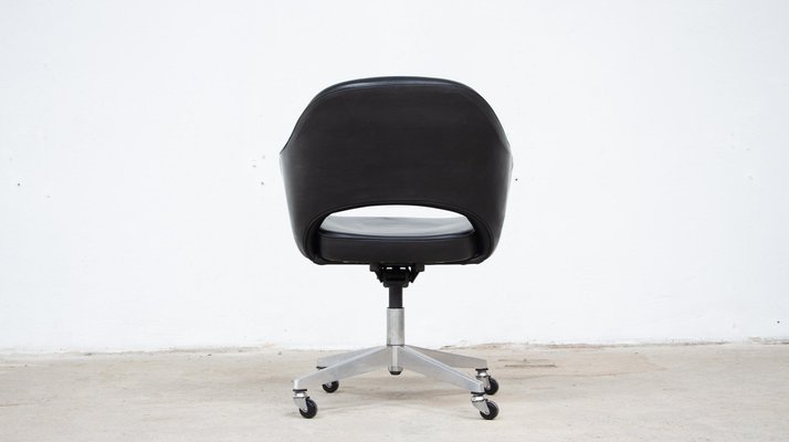 Saarinen executive chair knoll deals