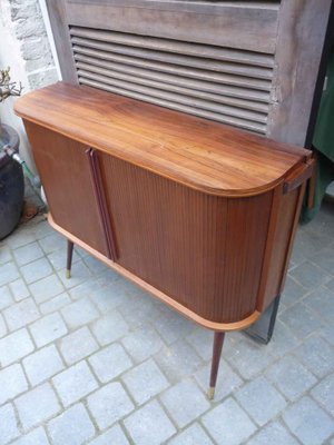 Wandkommode mit Schiebetüren, 1960er bei Pamono kaufen