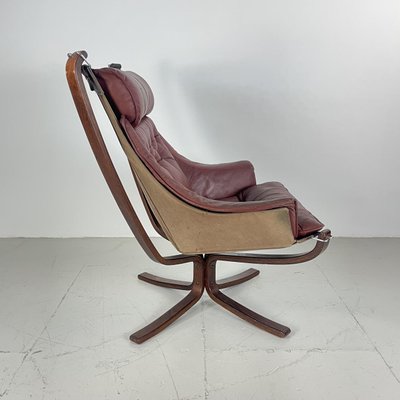 Vintage Winged Leather High Backed Falcon Chair by Sigurd