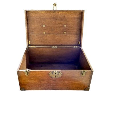 Wooden trunk with lock deals