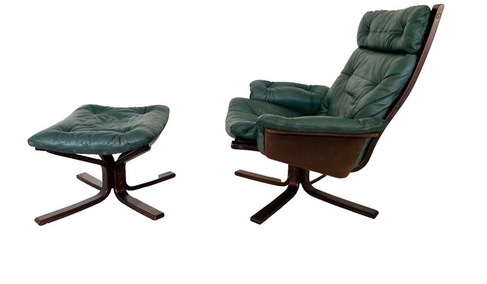 Vintage Mid Century Bottle Green Leather Lounge Swivel Base Chair