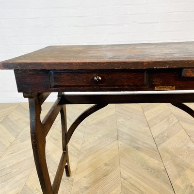 Globe wernicke 2024 metal desk