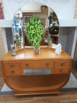 Birdseye maple dresser with mirror discount