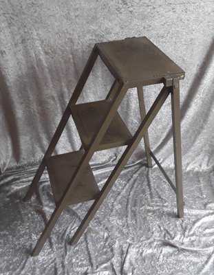 Industrial metal step stool deals