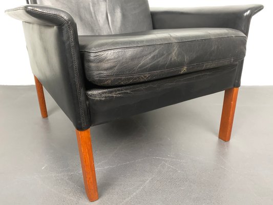 Hans armchair shop