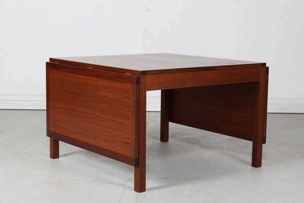 Børge Mogensen Extendable Coffee Table 5362 by Fredericia