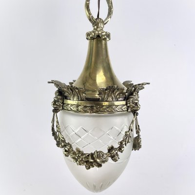 Hanging teardrop lamp deals