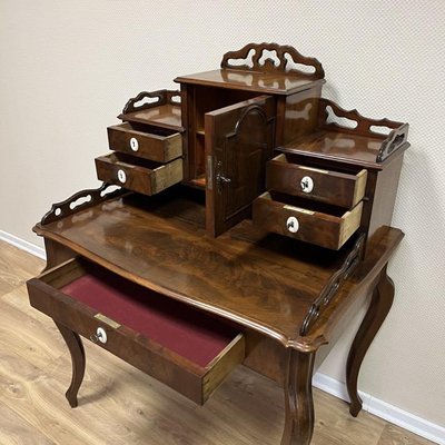 Bombay company secretary desk online