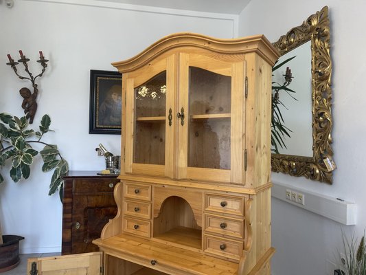 Vintage kitchen hutch for sale deals