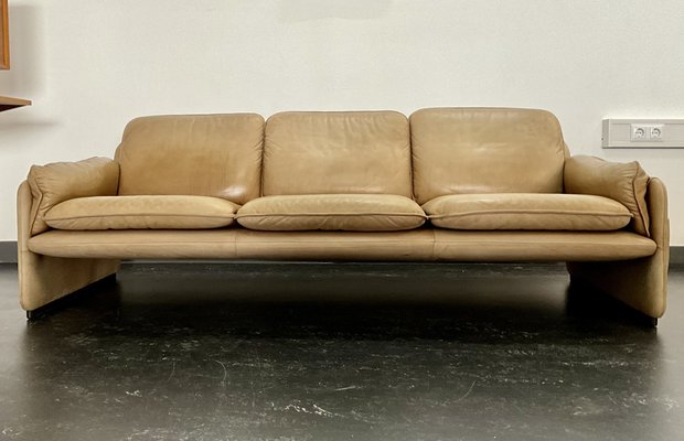 Vintage Ds-61 3-Seater Sofa with Magazine Rack in Leather from de