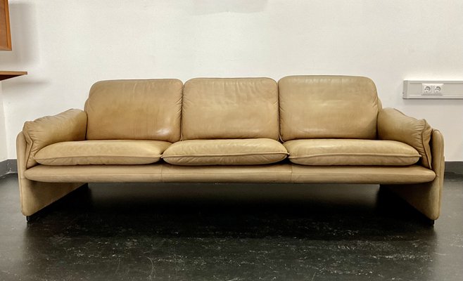 限定セール！ desede DS-61 Vintage Ds-61 3-Seater Sofa with Magazine Rack in Leather from de
