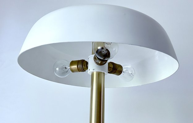 Large vintage lamp deals