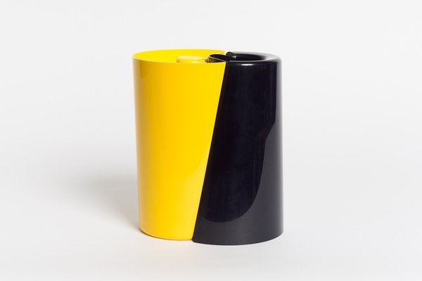 花瓶・フラワースタンド Pago-Pago ALESSI by Enzo Mari Pago-Pago ALESSI by Enzo Mari