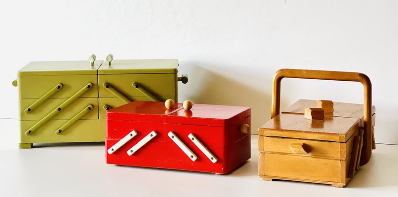 Scatola Da Cucito In Legno Nagoyuki – Kit Completo Con Forbici, Aghi, Fili E Accessori – 14,8x13,6x7,7 Cm – Per Riparazioni E Hobby