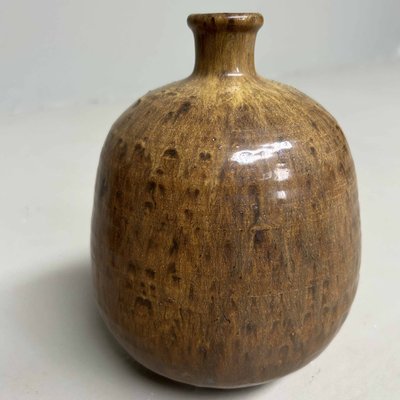 Japanese Rounded Kohiki Vase – Mujo Store