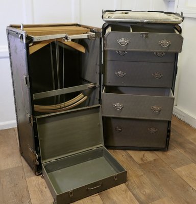 Steamer trunk luggage hotsell