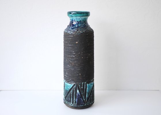 洋書 SCANDINAVIAN ART POTTERY DENMARK&SWEDEN Mid-Century Scandinavian Modern Art Pottery Vase from
