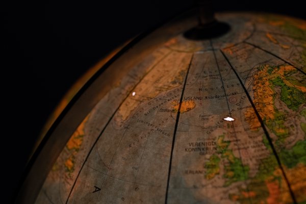Globo terrestre classico illuminato 30 cm - Colombo | Leroy Merlin
