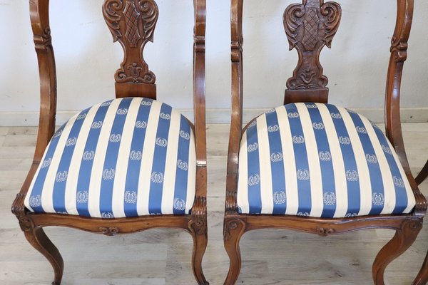 Dining Chairs in Carved Walnut, Early 19th Century, Set of 4 for