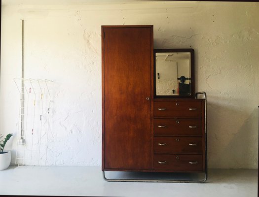 Kleiderschrank mit Schubladen und Spiegel, 1930er bei Pamono kaufen