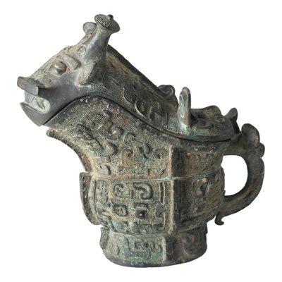Bronze Ritual Wine Jar Table Lamp - Zhou Dynasty Style Bronze Ritual Wine Jar Table Lamp - Zhou Dynasty Style