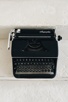 Vintage Model SM2 Olympia Typewriter, 1930s for sale at Pamono