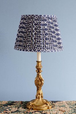 French Louis XV Gilt Bronze Table Lamp, 1800s for sale at Pamono