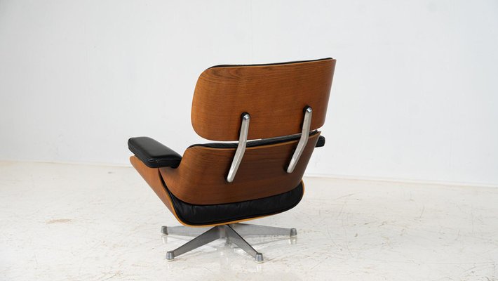 Mid-Century Lounge Chair and Ottoman attributed to Charles Ray