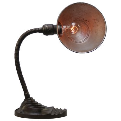 Industrial American Metal Cast Iron Table Desk Light for sale at 