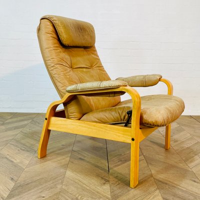 Mid Century Leather Lounge Chair by Skoghaug 1970s for sale at Pamono