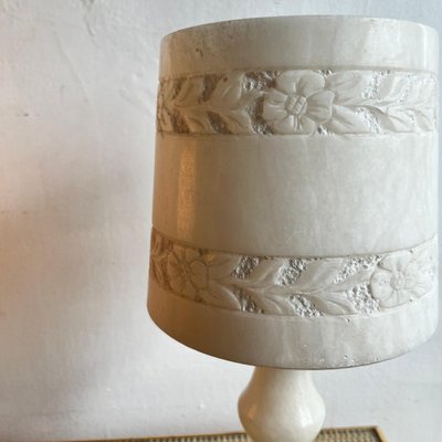 LAMPE DE CHEVET/BUREAU en Albatre Sculpté À La Main - Abat Jour Plissé - Italie EUR 40,00 - FR