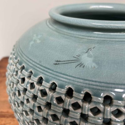 Japanese Vase by Tsuyoshi Celadon Ikebana, 1950s for sale at Japanese Vase by Tsuyoshi Celadon Ikebana, 1950s for sale at