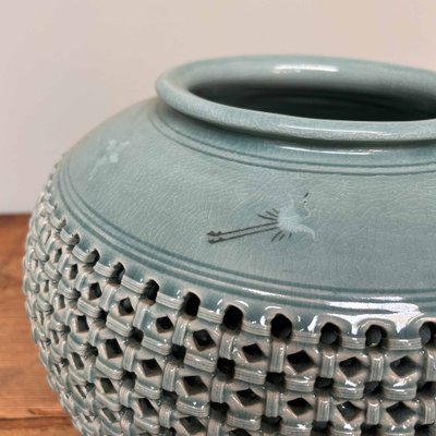 青磁 海律 壺 箱付Decorative Vase Seiji 青磁 海律 壺 箱付Decorative Vase Seiji 青磁 海律 壺 箱付