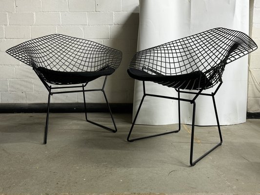 Set of Vintage All Black Diamond Wire 421 Chairs by Harry Set of Vintage All Black Diamond Wire 421 Chairs by Harry